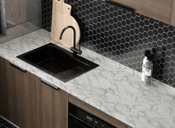 Vareprøve Marmor Skyhvit kontaktplast - Homy