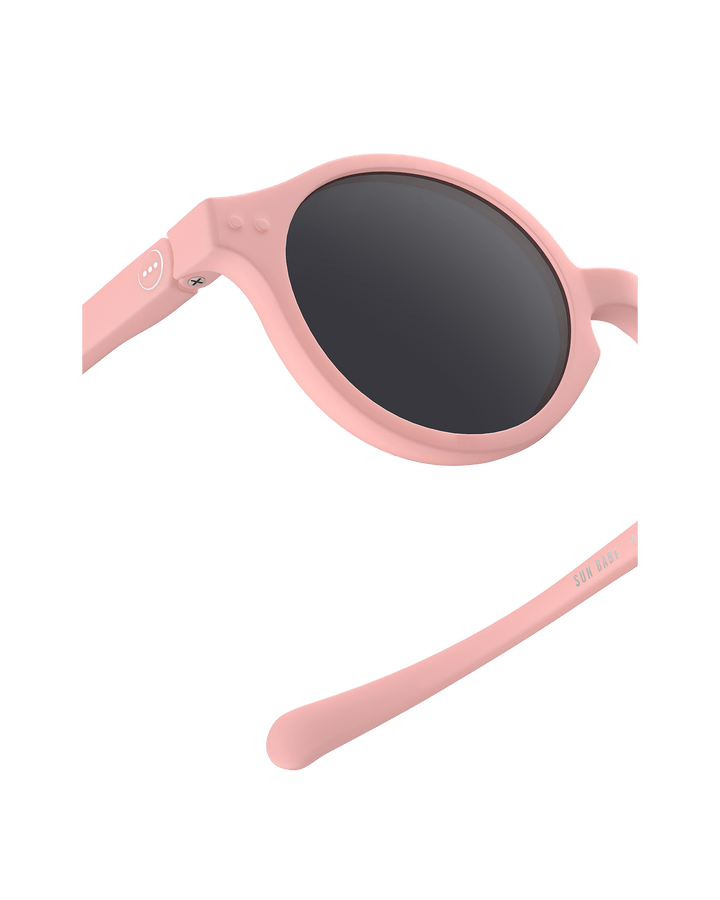 IZIPIZI D Baby SUN – Pastel Pink Solbriller for baby (0–9 mnd) - Homy