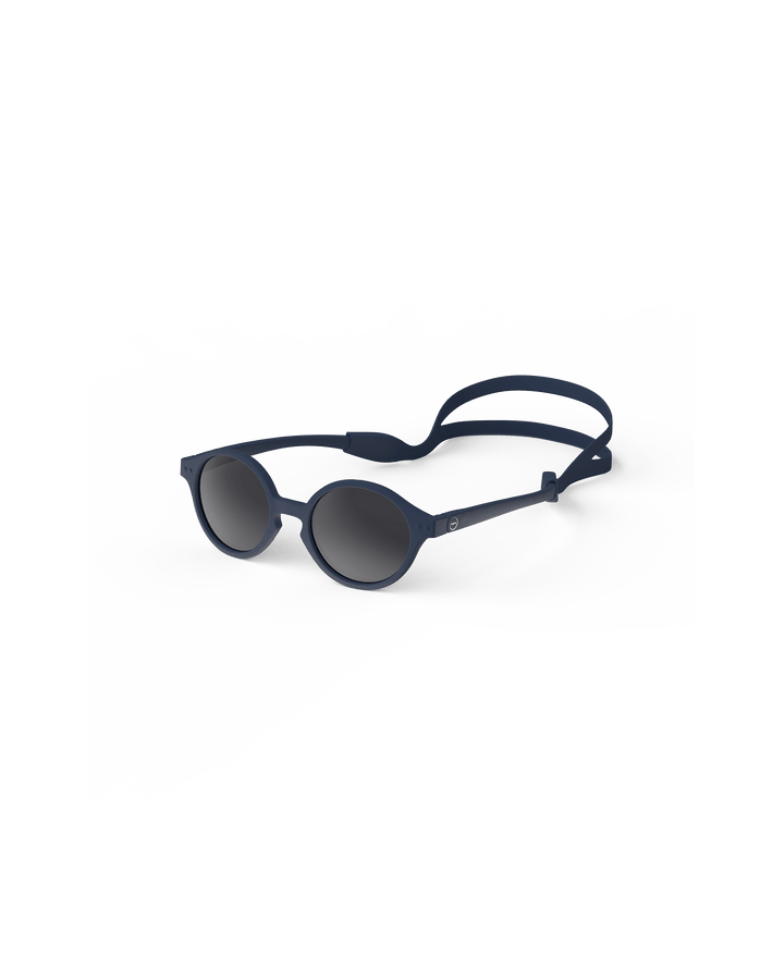 IZIPIZI D KIDS SUN – Denim Blue Solbriller for småbarn (9–36 mnd) - Homy