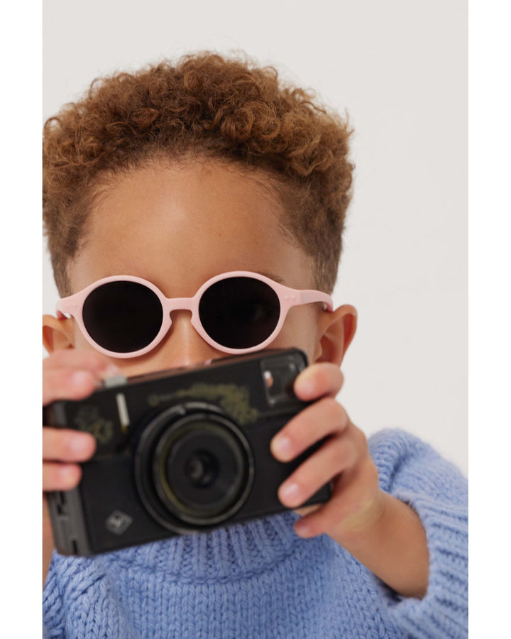 IZIPIZI D KIDS SUN – Lemonade Solbriller for småbarn (9–36 mnd) - Homy