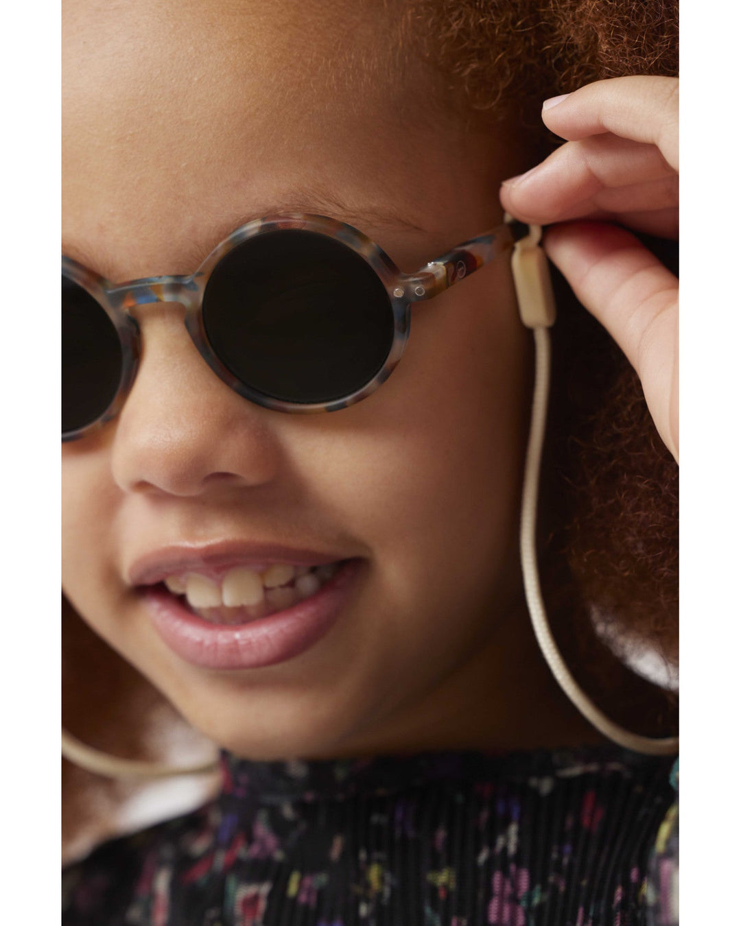 IZIPIZI G Junior SUN – Black Solbriller for barn (5–10 år) - Homy